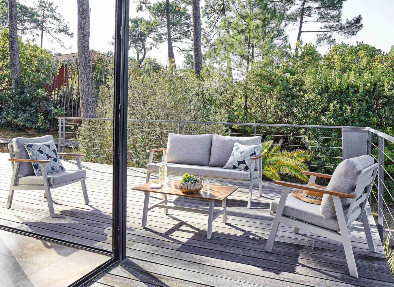 Set LOTUS Crème/Chêne, châssis aluminium époxy, Coussins déhoussables. Canapé : 160,5x81x77 cm - Tab