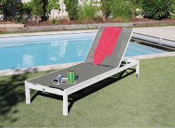 Lit de soleil THEMA châssis aluminium époxy Blanc toile polyester enduite perforée TAUPE PROLOISIRS