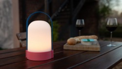 Lampe URI Bernadette 25cm Ø14,5CM LED, lumiere blanc chaud (3000 kelvin), port USB, Remember