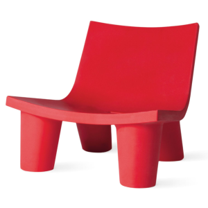 Chaise Lounge LOW LITA en polyesthylène coloris rouge flamme SLIDE