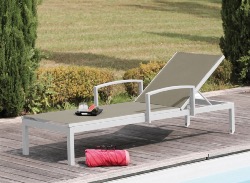 PAIRE D'ACCOUDOIRS THEMA, coloris BLANC en aluminum epoxy PROLOISIRS