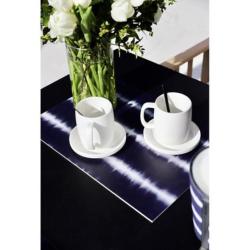 set de table Rhodes au motif tie & dye en dégradé de blanc et bleu 33x45cm