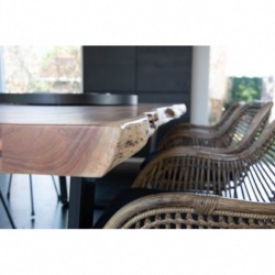 Table KAZ 200 en bois d’acacia avec bord tronc et pieds en métal noir - CASTLE LINE