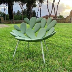 Fauteuil lounge FILICUDI du design Marcantonio en polethylene vert Qeeboo