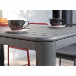 Table Haute EOS 140x74x105cm  hauteur en aluminium epoxy graphite pieds 8x8cm arrondis 