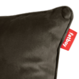 Coussin oreiller en polyester taupe touche velour, tissu exterieur 100% polyester et interieur 