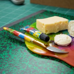 Couteau à fromage palette DAVINCHEESE motif Paint - dimension 22X2,5X1,5cm